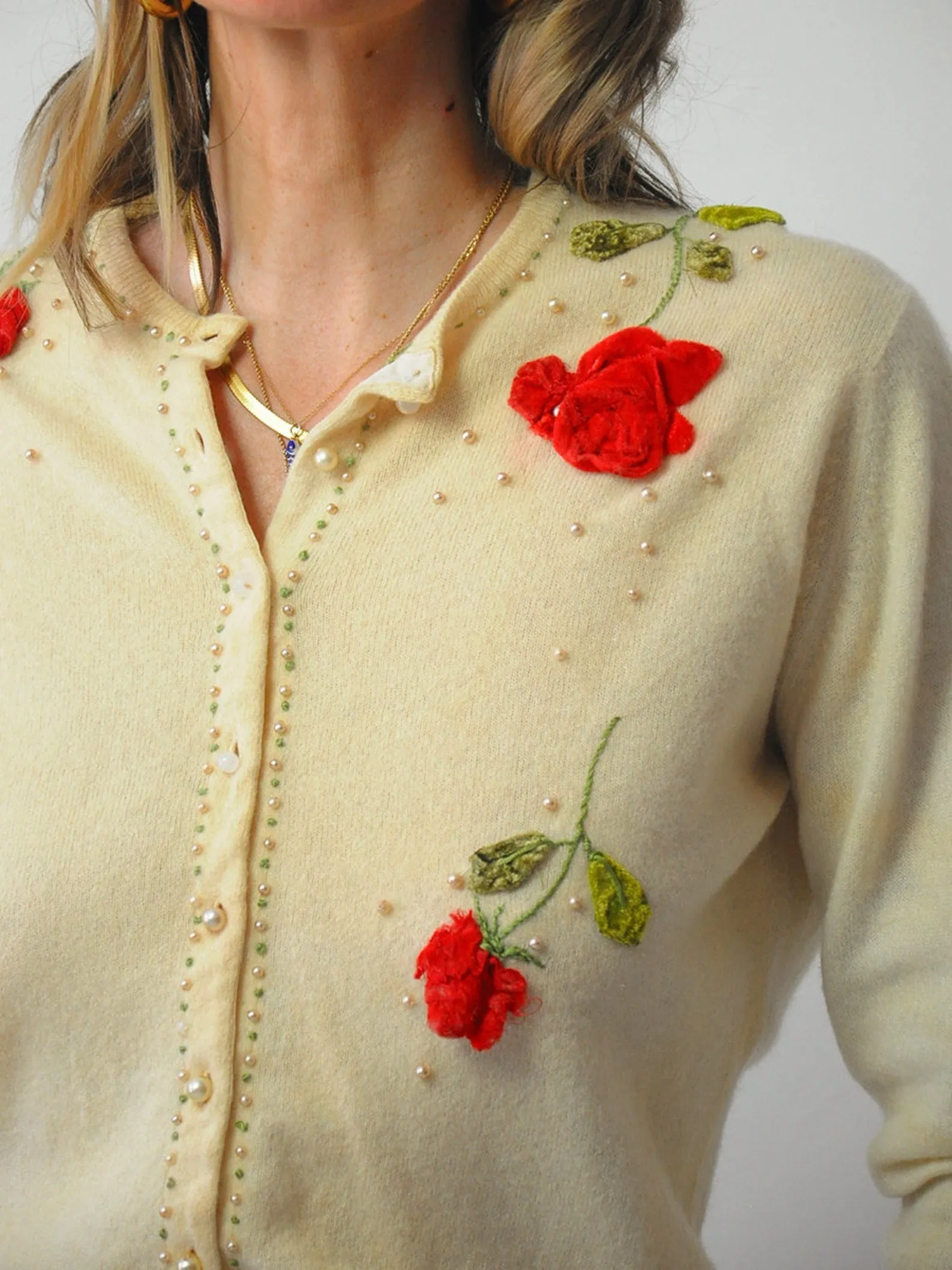 1950's 3D Rose Cashmere Cardigan