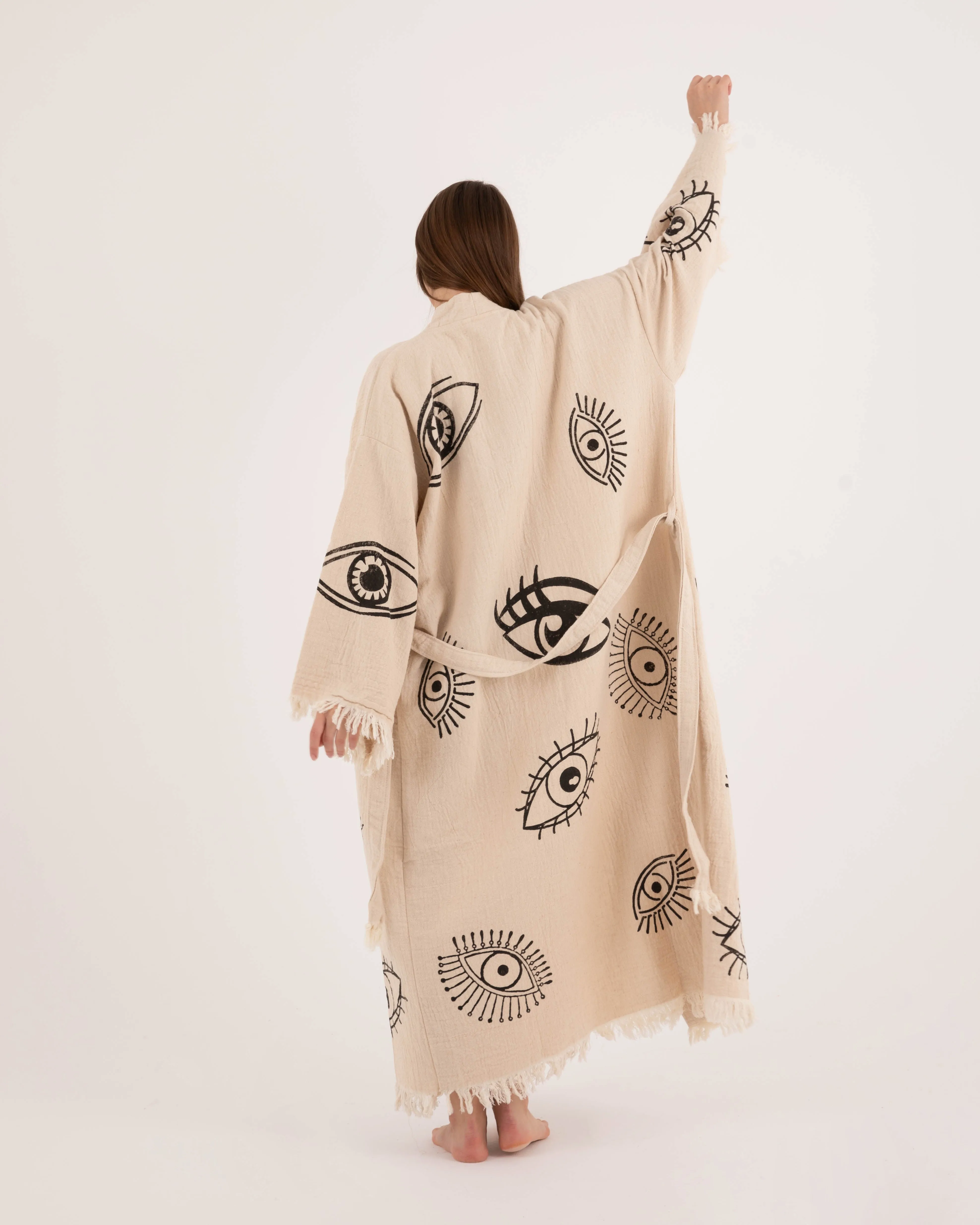 Beige Three Eyes Patterned Kimono