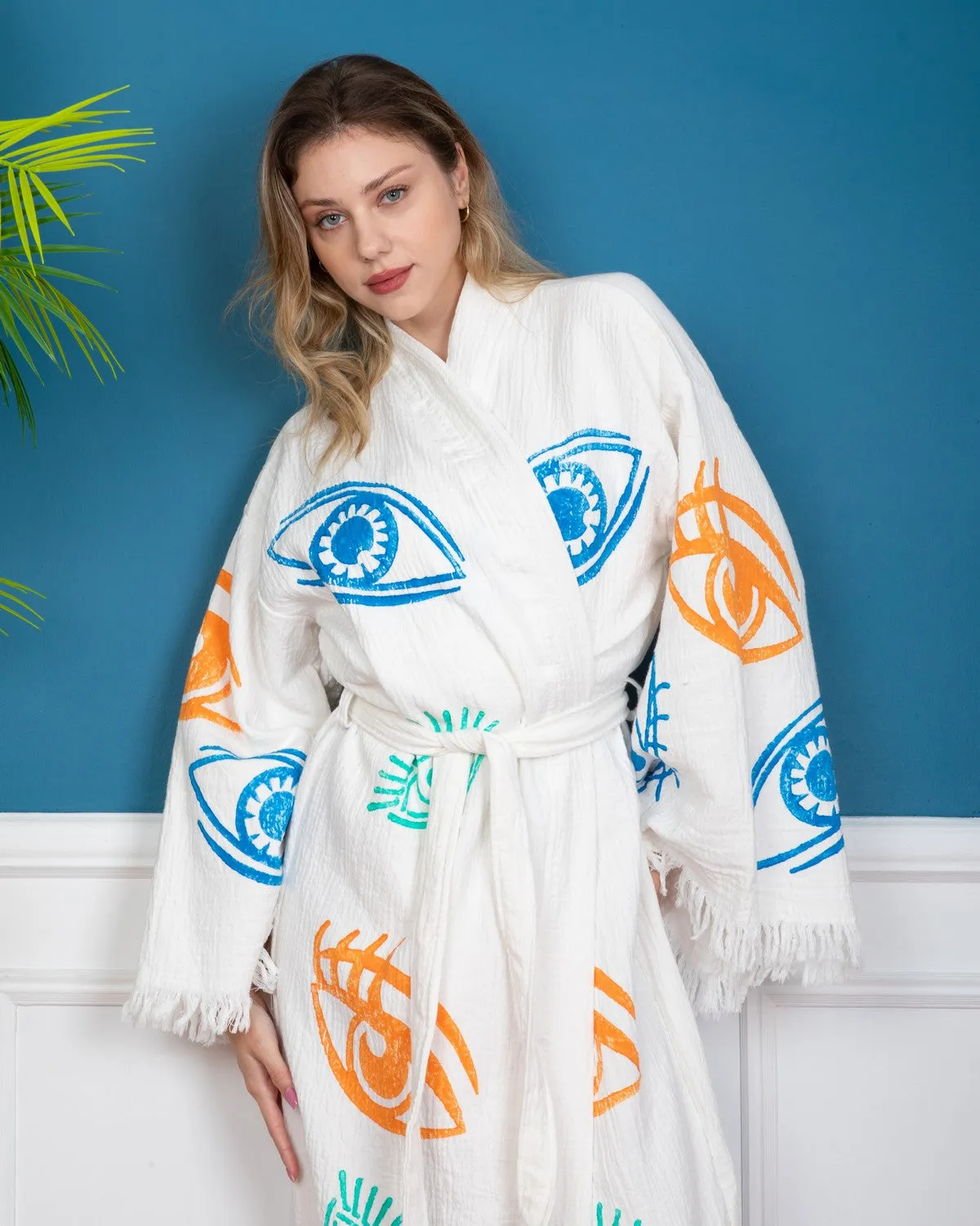 Big Eyes Kimono Robe