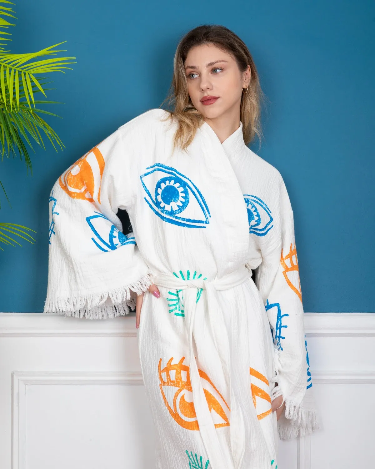 Big Eyes Kimono Robe