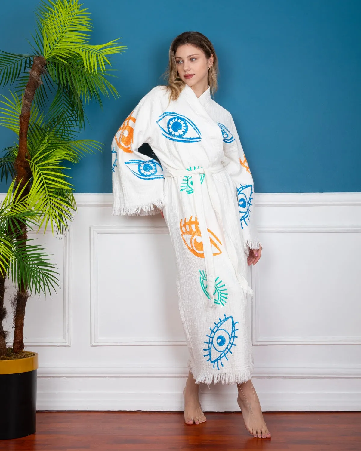Big Eyes Kimono Robe