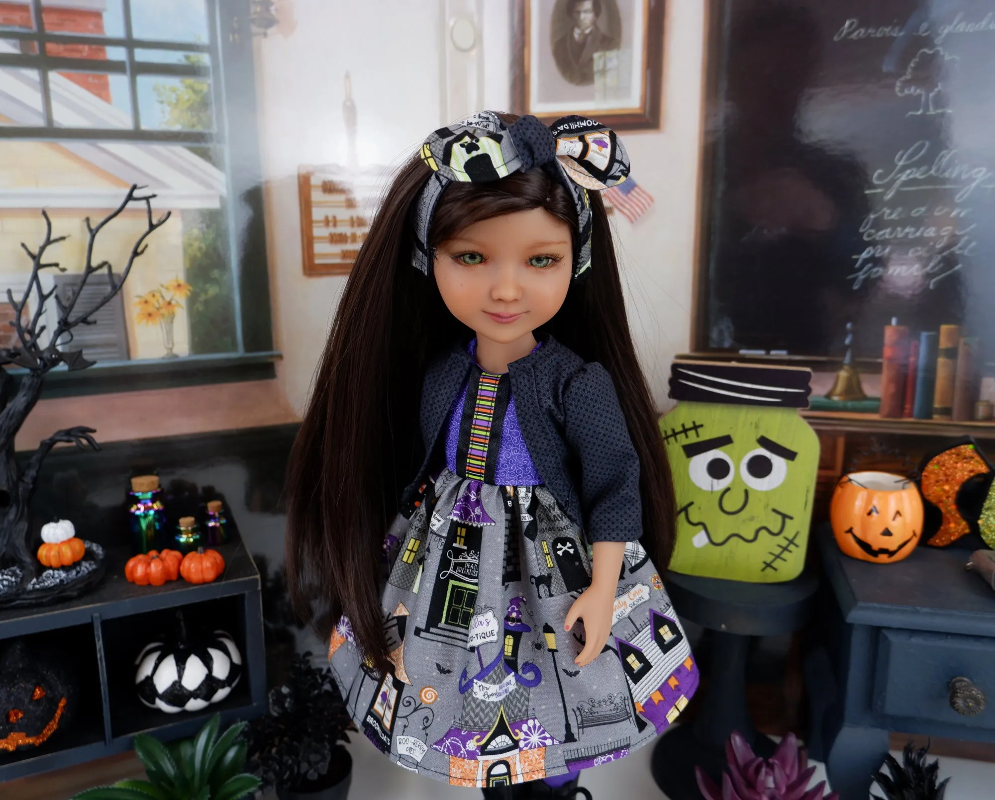 Boo-tique - dress and jacket with boots for Ruby Red Fashion Friends doll