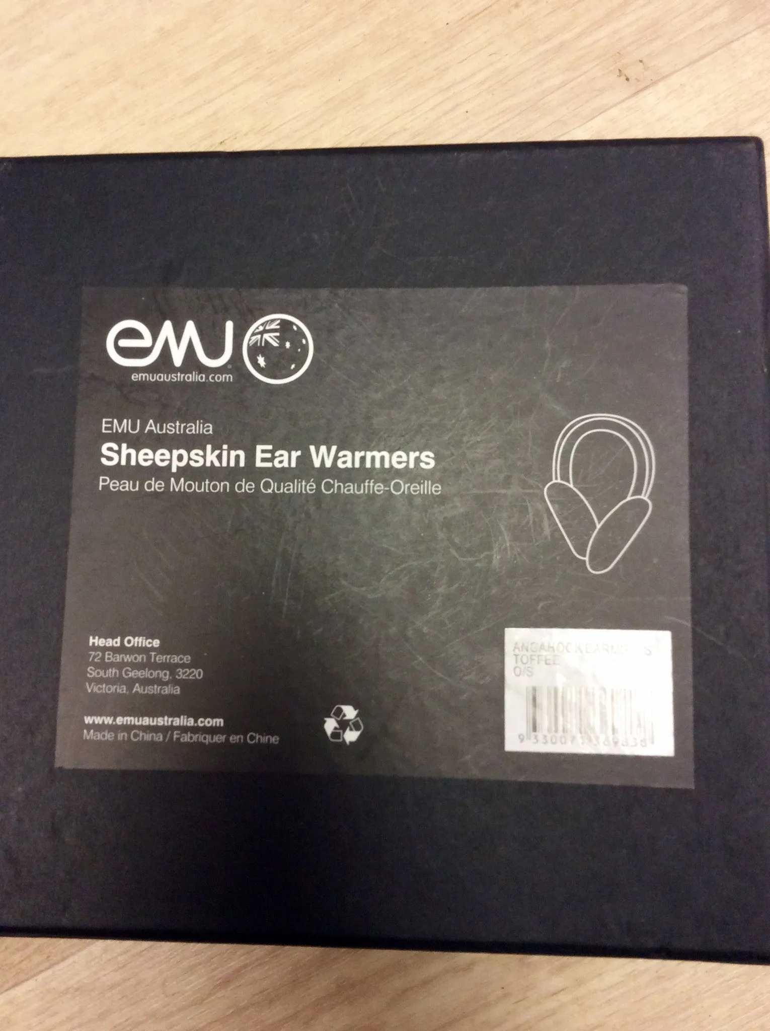 BRAND NEW IN BOX EMU AUSTALIA TOFFEE SHEEPSKIN EAR MUFFS