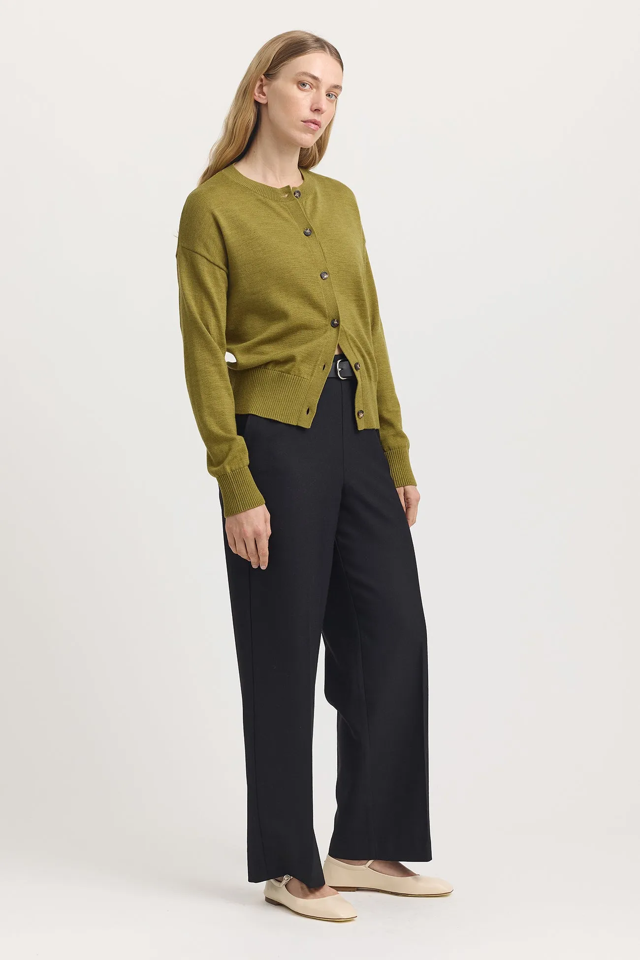 FINE KNIT CARDIGAN