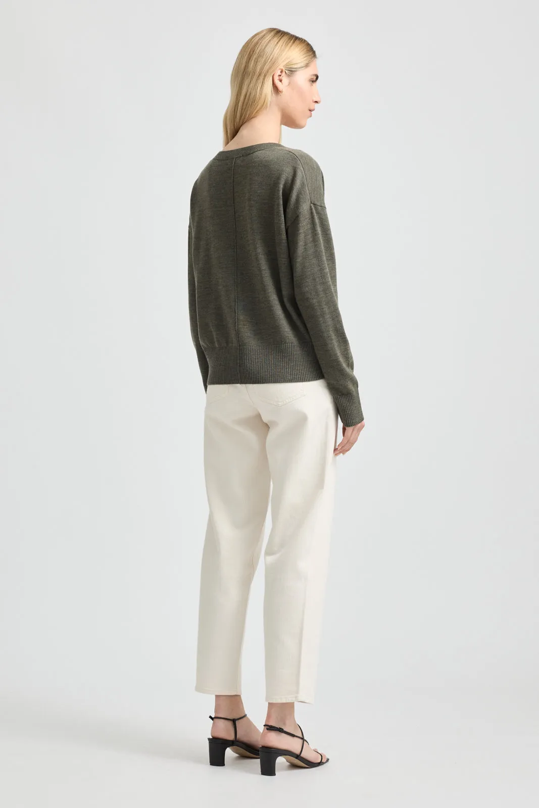 FINE KNIT CARDIGAN