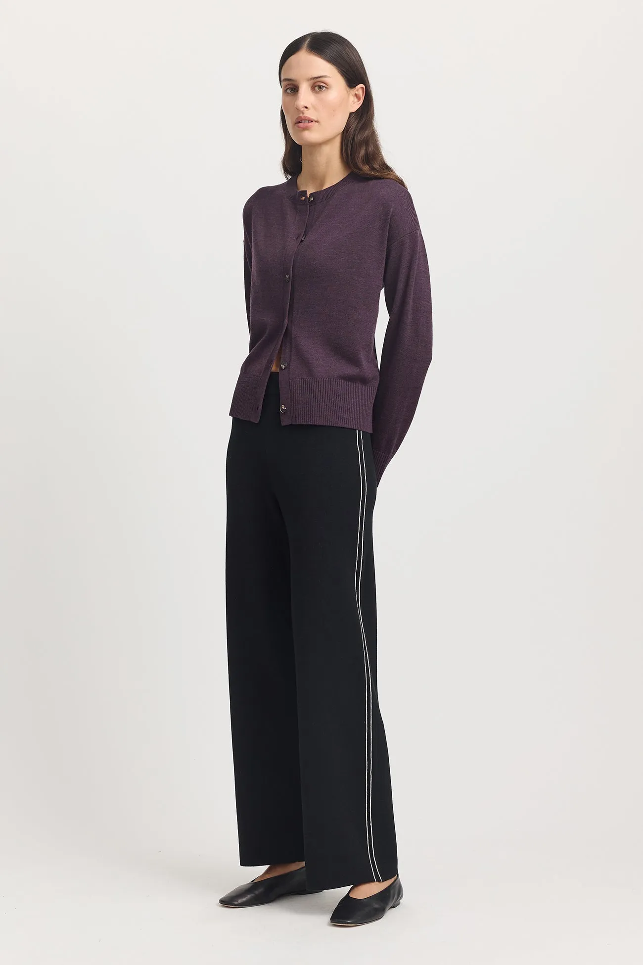 FINE KNIT CARDIGAN