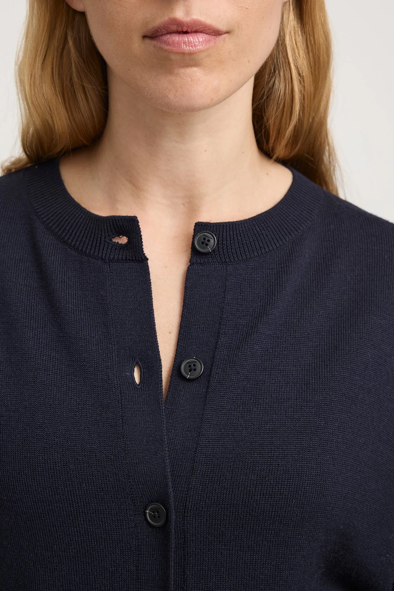 FINE KNIT CARDIGAN
