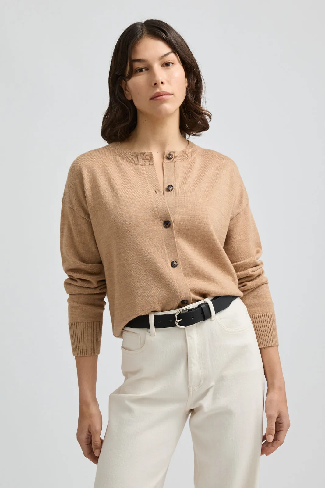 FINE KNIT CARDIGAN