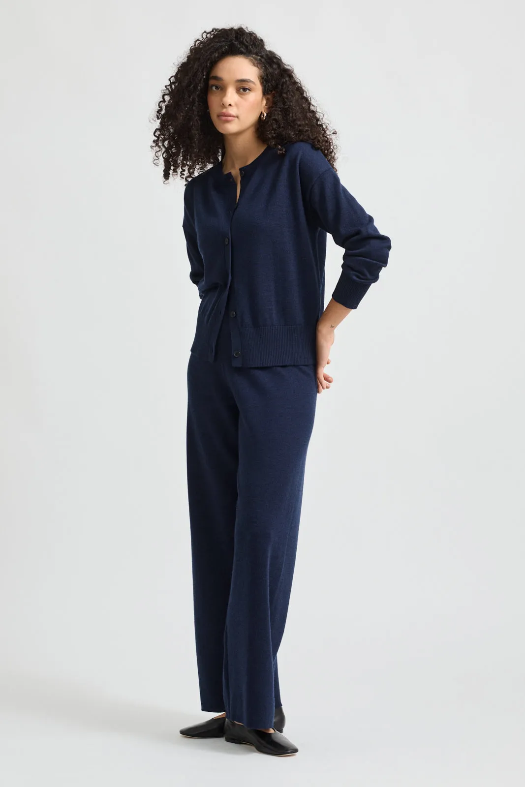 FINE KNIT CARDIGAN
