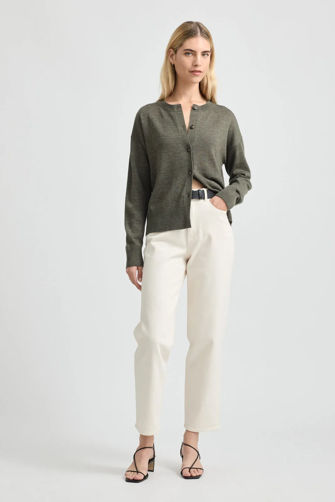 FINE KNIT CARDIGAN
