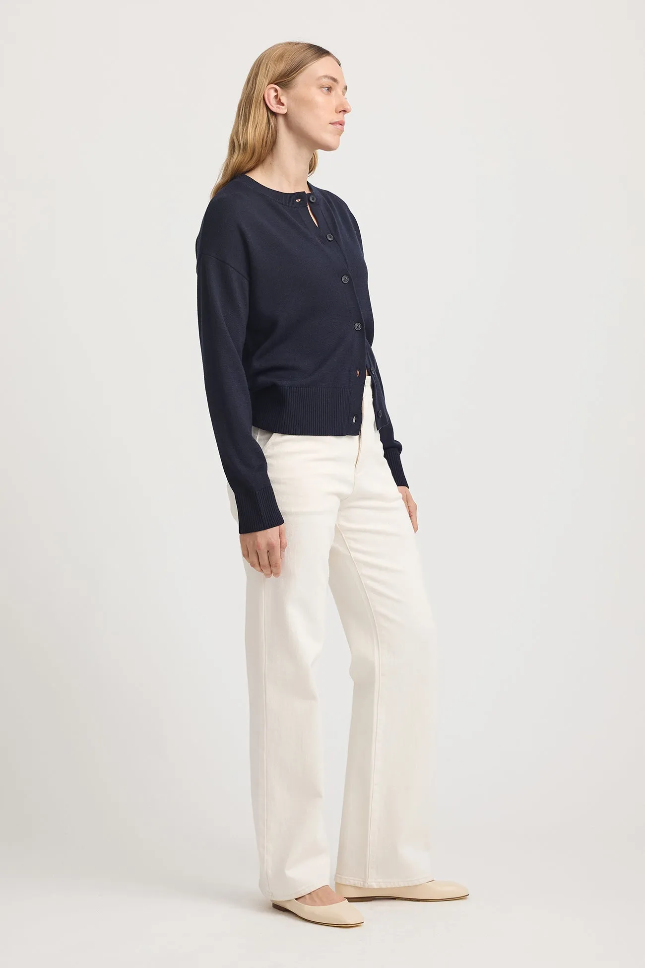 FINE KNIT CARDIGAN