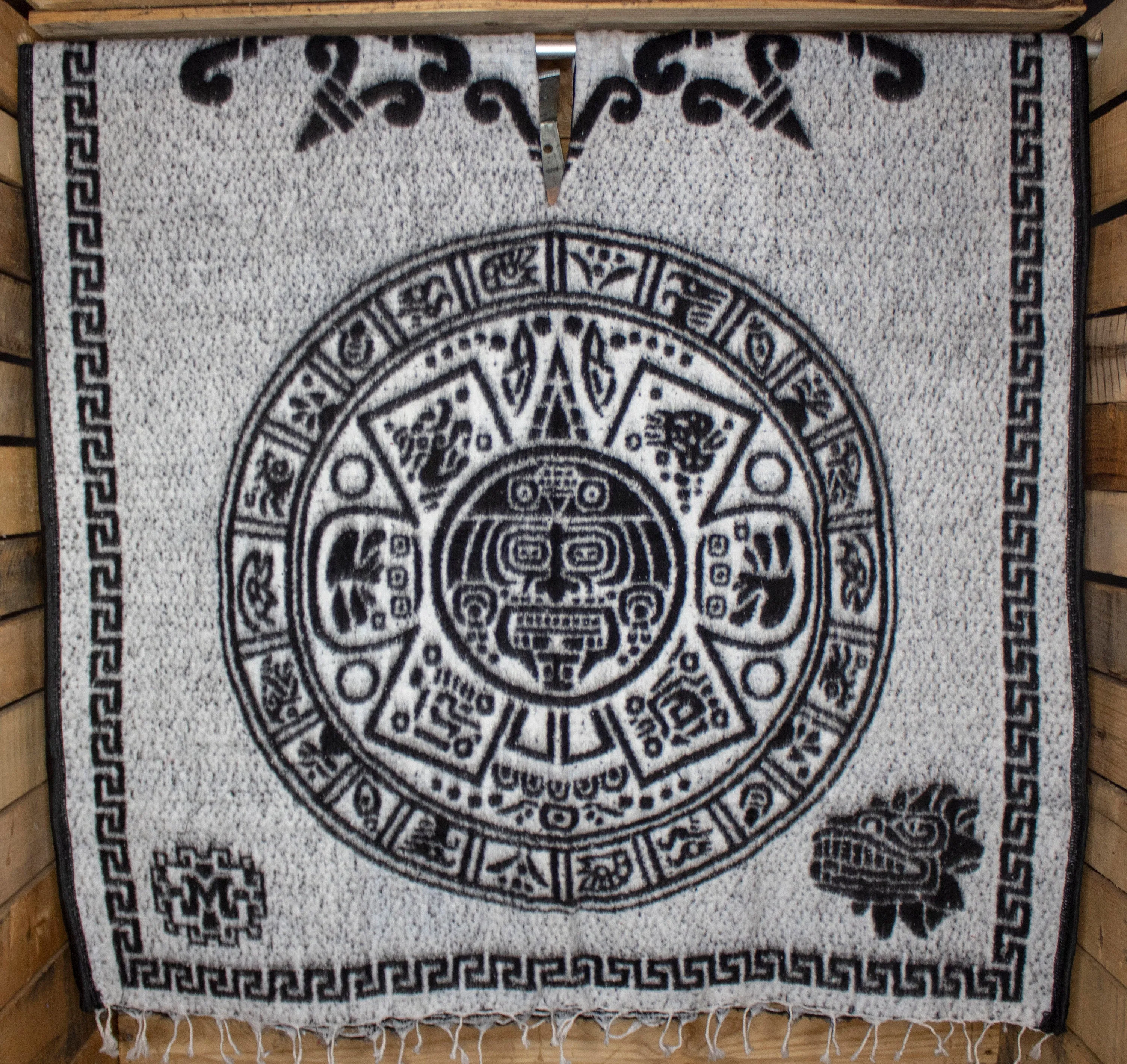 Mexican sol Azteca AZTEC WARRIOR double sided reversible Mexico PONCHO Rebozo Gaban