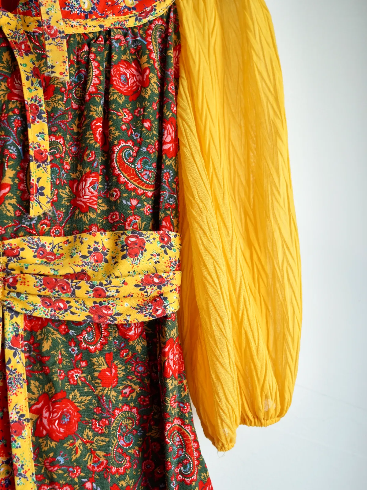Vintage Prairie Rose Peasant Dress
