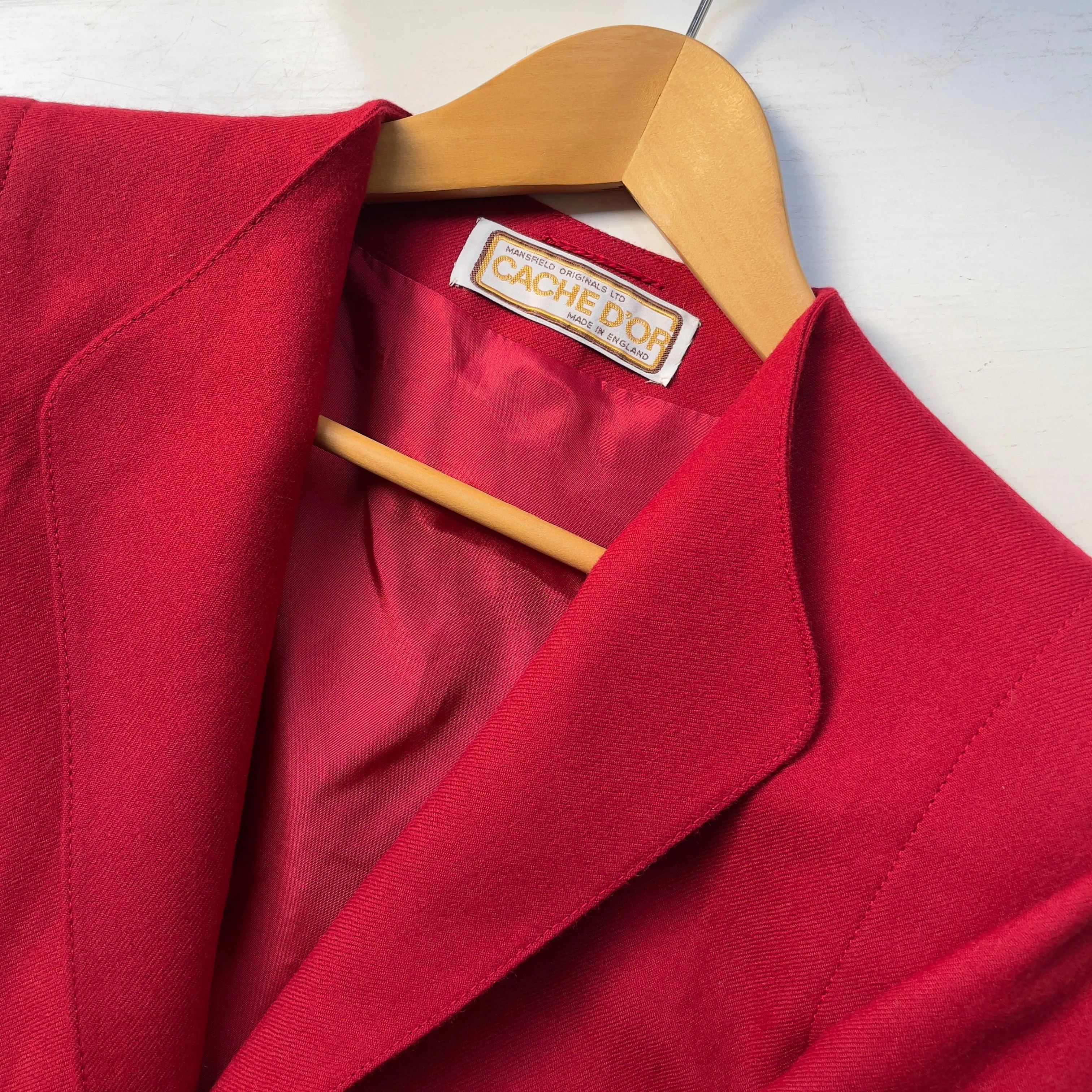 Vintage Red Wool Jacket - Cache d’or
