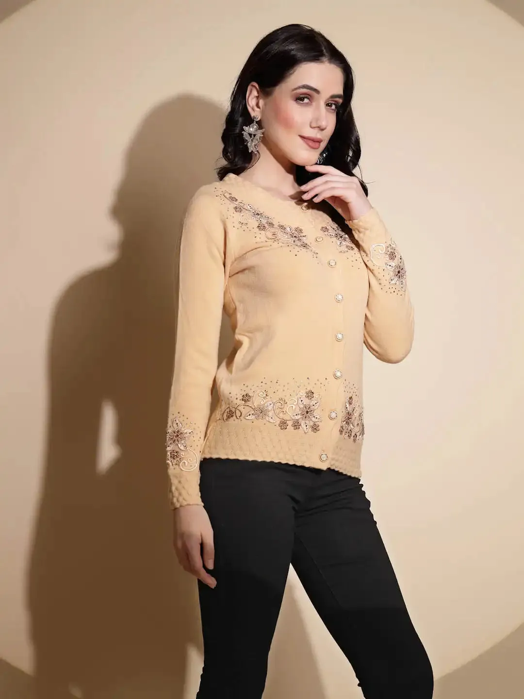 Women's Embroidery Round Neck Beige Cardigan