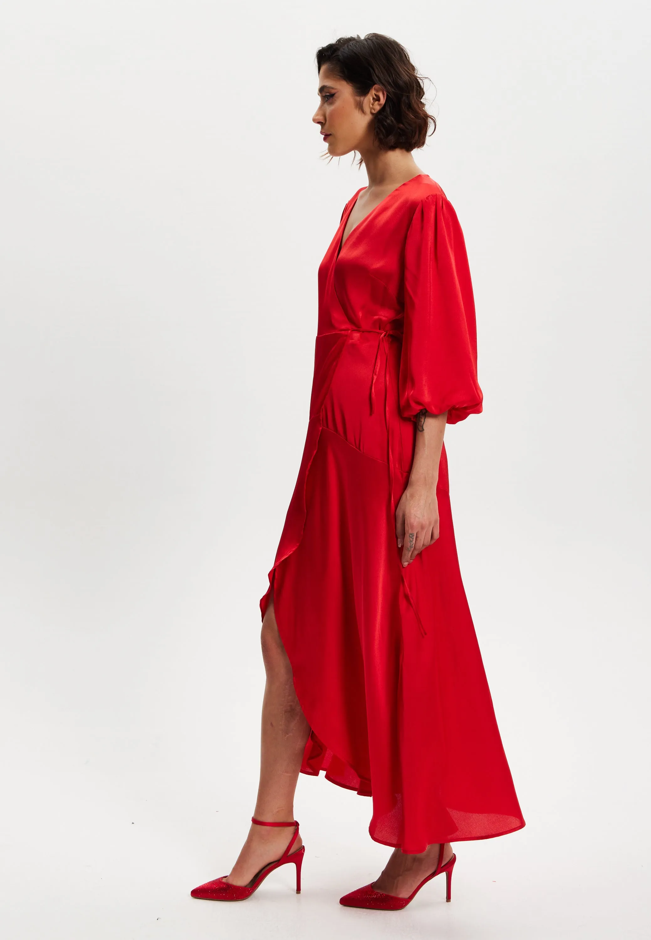 Women's Midi Wrap Dress in Red with Short Puff Sleeves - Elegant Design for Any Occasion by Liquorish